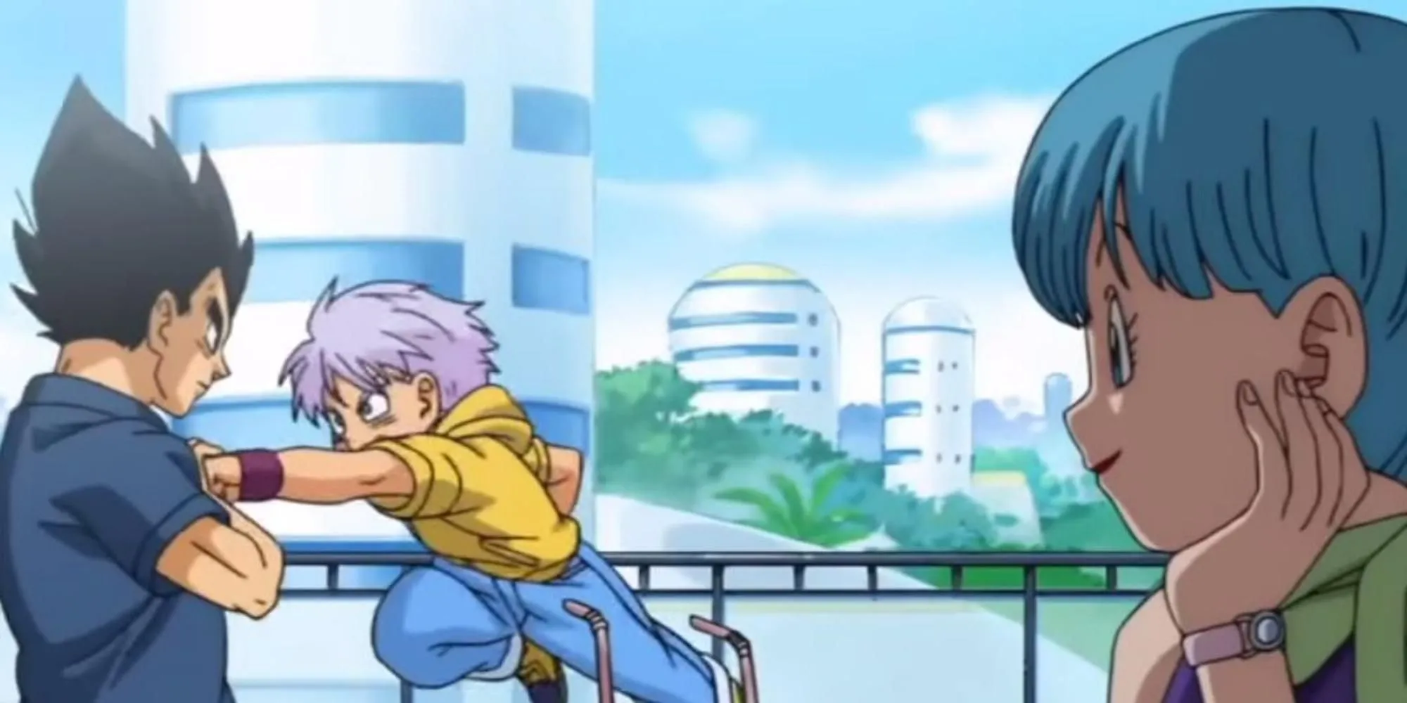 Vegeta huấn luyện Trunks bằng cách cho con đấm vào bụng