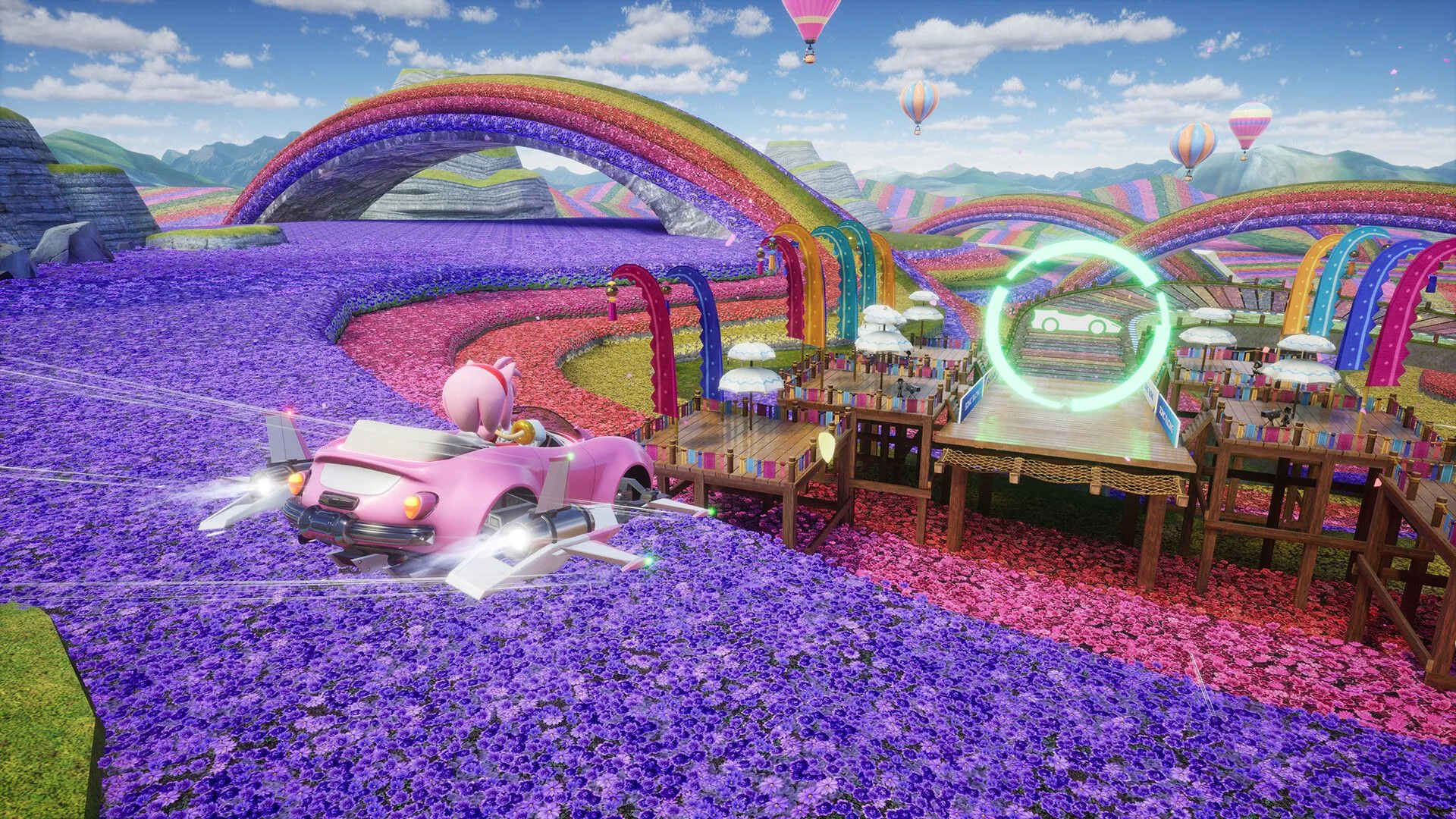Một đoạn đường đua đầy thách thức với các chướng ngại vật và tiện ích trong Sonic Racing CrossWorlds, nhấn mạnh yếu tố chiến thuật.