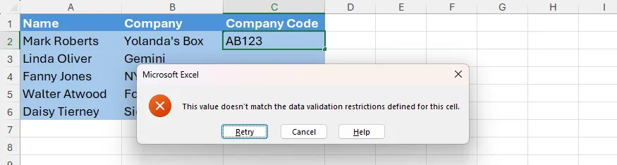Cảnh báo lỗi data validation hiển thị khi giá trị không thỏa mãn quy tắc.