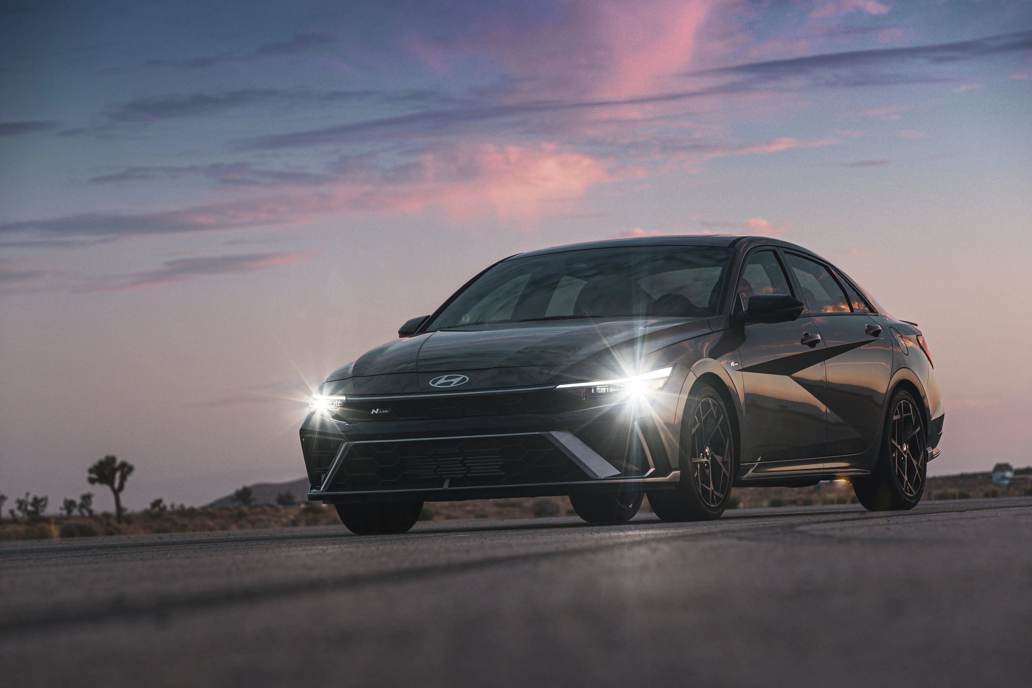 Elantra N-Line 2024 trên đường thử, nhìn cận chi tiết ngoại thất và la-zăng