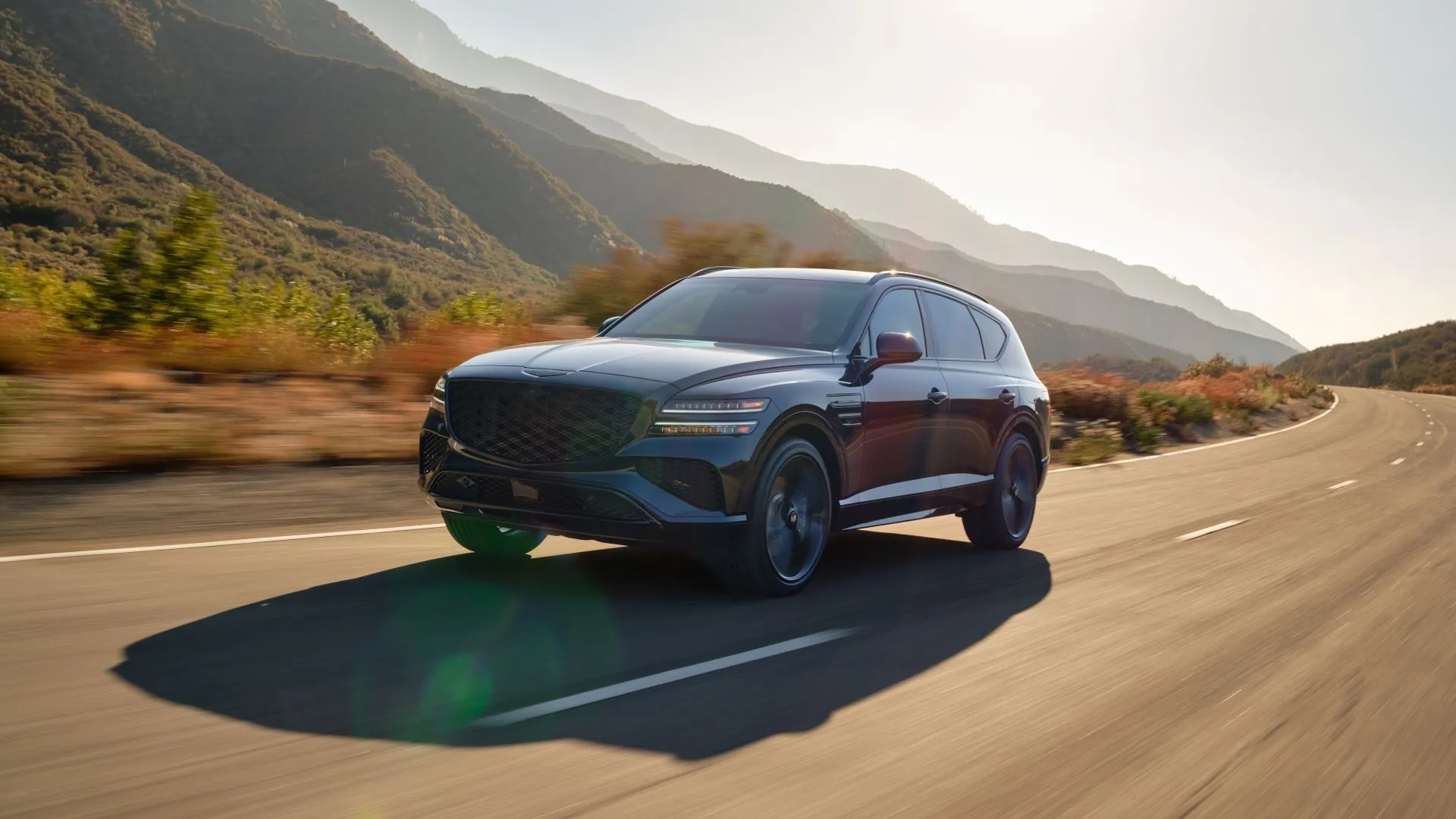 Genesis GV80 2026 góc trước 3/4, nhấn mạnh thiết kế ngoại thất thanh lịch