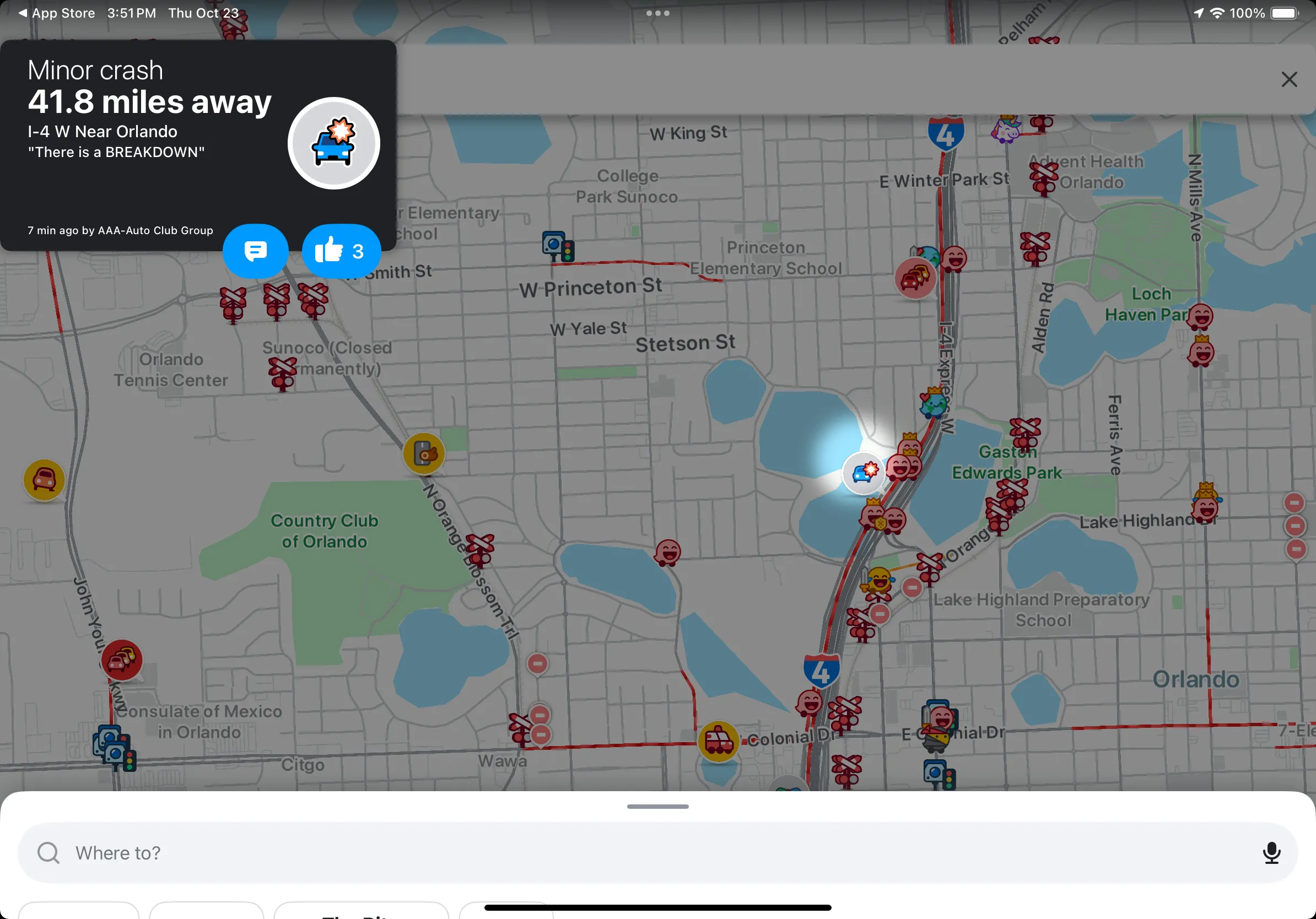 Giao diện cảnh báo giao thông của Waze, minh họa báo cáo do người dùng gửi về như tai nạn, chốt kiểm tra tốc độ.