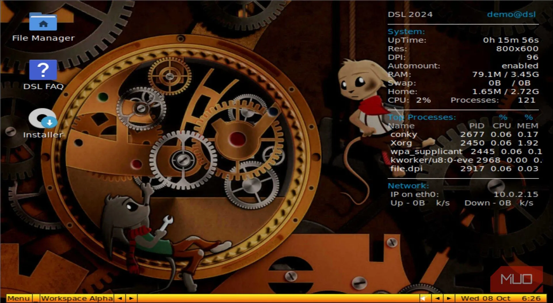 Giao diện Damn Small Linux trên laptop cũ, minh họa hệ điều hành cho máy yếu