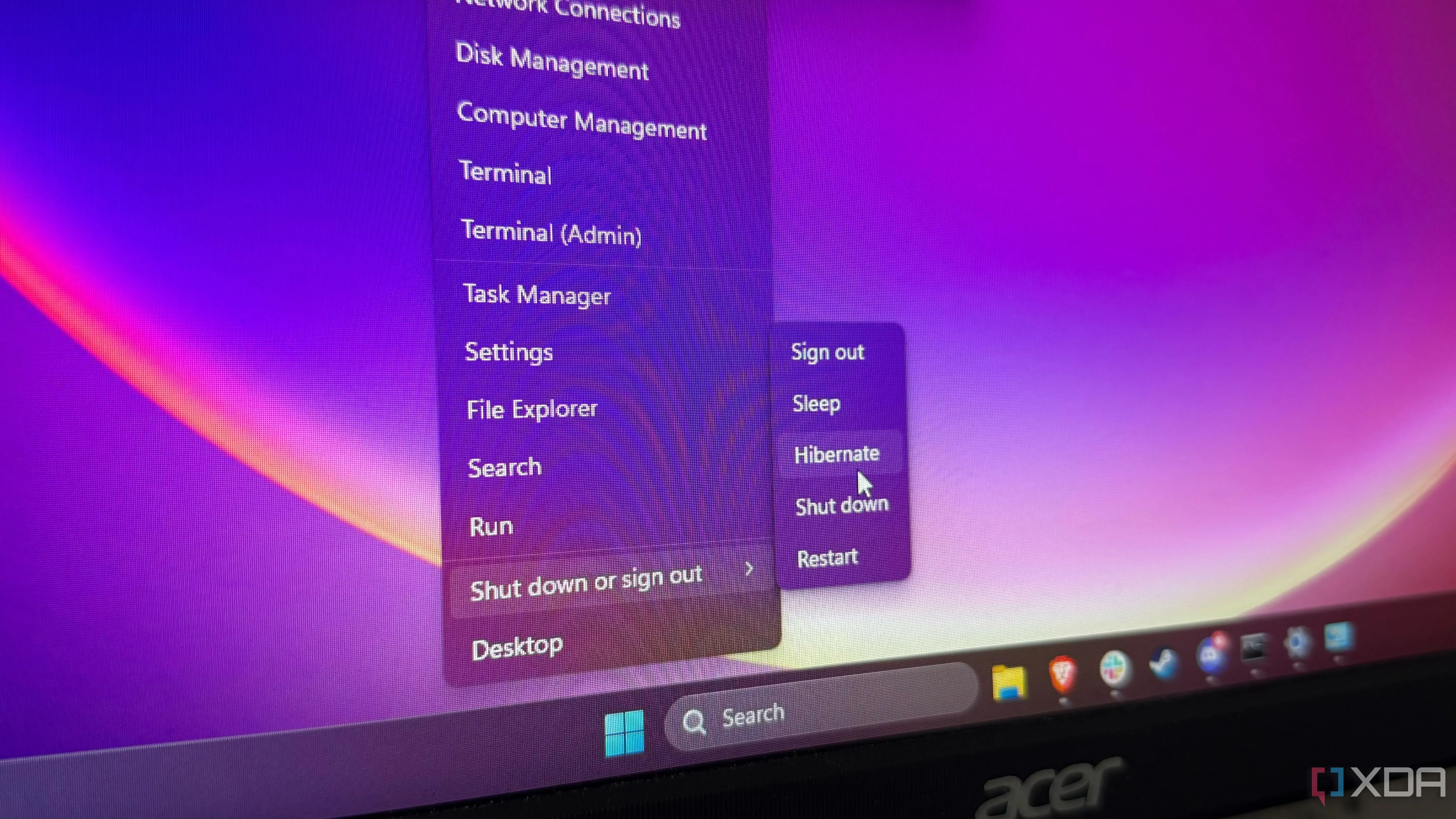 Menu tùy chọn nguồn của Windows 11, nhấn mạnh hibernate và sleep