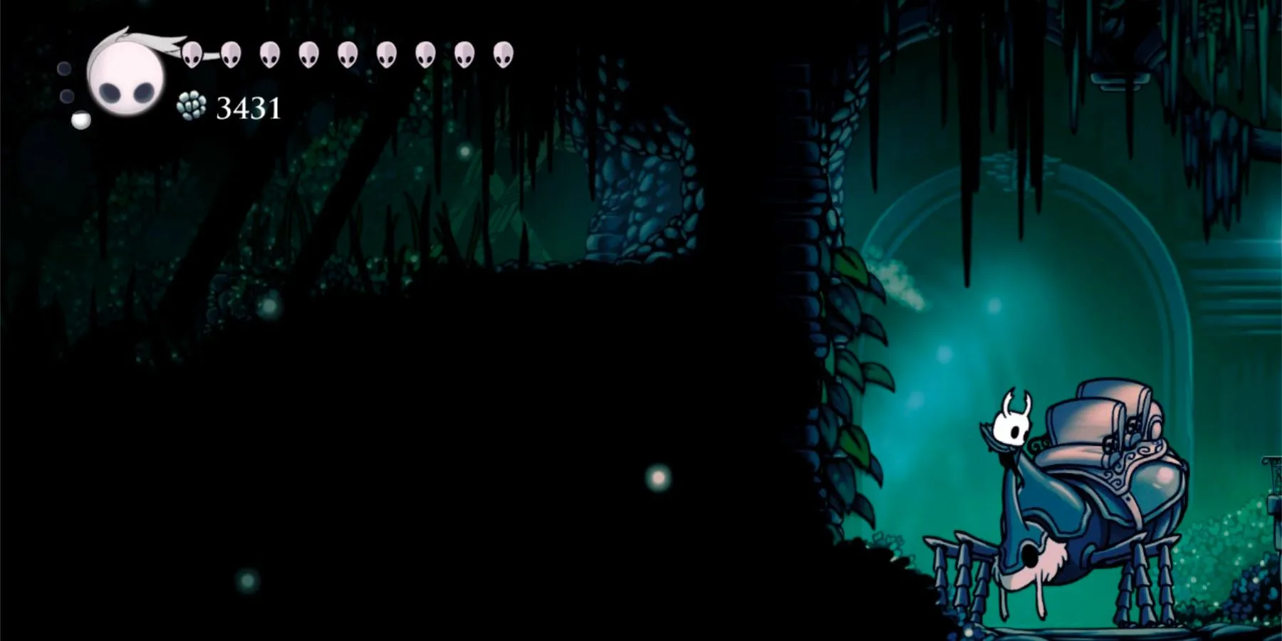 Queen's Gardens Station nằm sâu trong khu vườn hoang, tiếp cận qua Fog Canyon