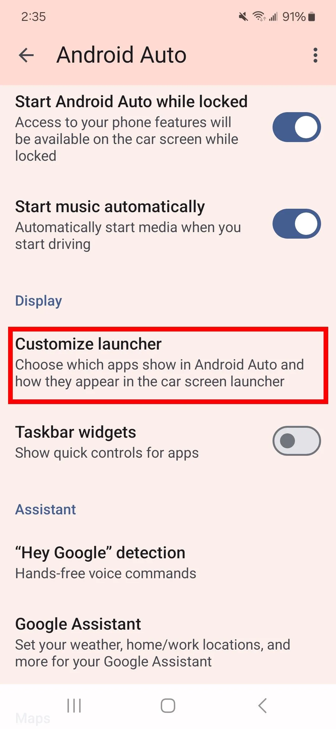 Tùy chọn Customize launcher trong Android Auto để sắp xếp ứng dụng và thêm shortcut trợ lý